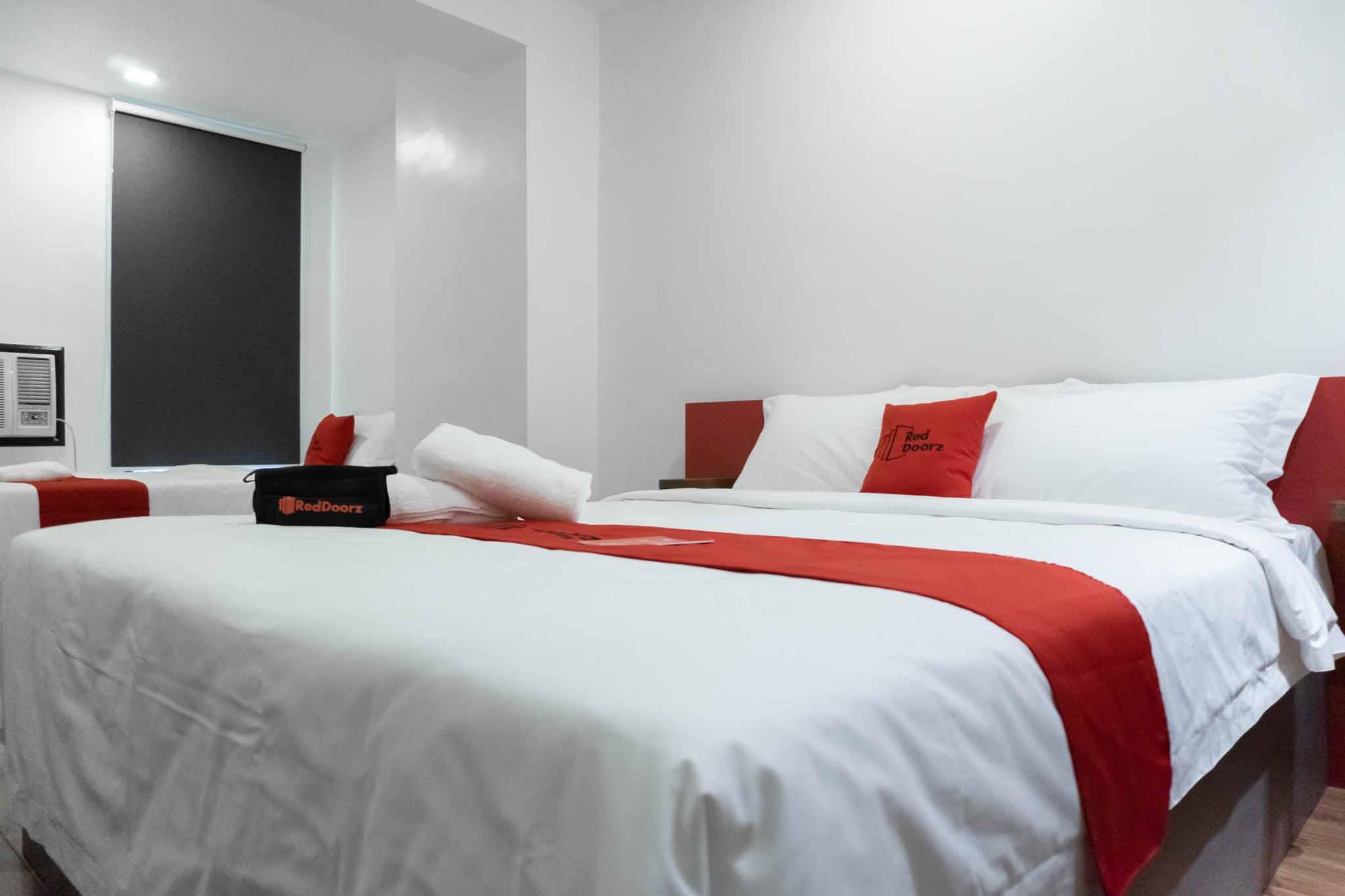 Reddoorz Plus At Mm Hotel Las Pinas Former Reddoorz Plus Near Bamboo Organ Eksteriør billede